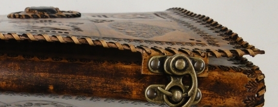 Grimoire tranche fermoir